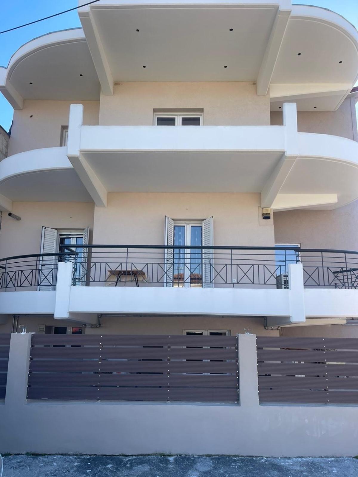 Bright Apartment, Spacious Near The Center Tríkala Buitenkant foto