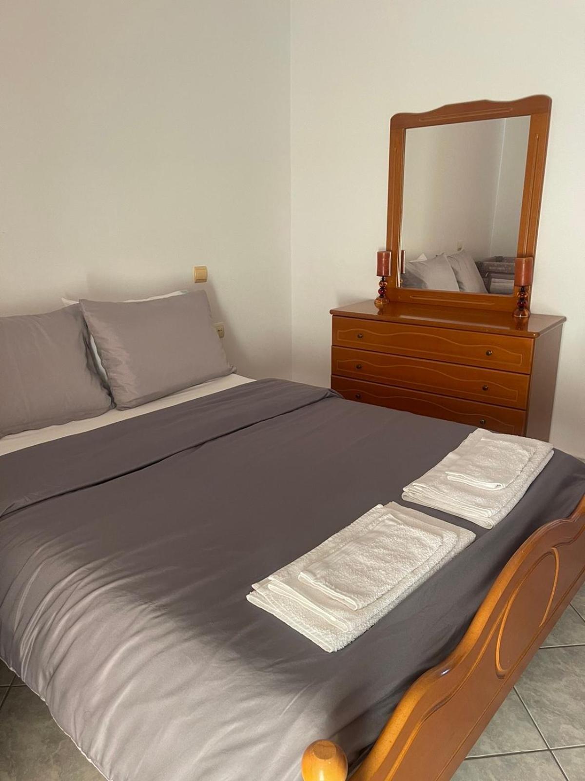 Bright Apartment, Spacious Near The Center Tríkala Buitenkant foto